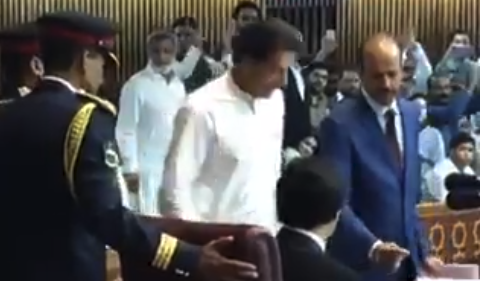 Imran Khan Signing after oath