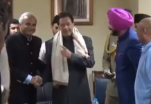 PM Imran Khan surrounded by well wishers today; an iconic moment as he meets the comrades and competition he played with in his cricketing days and who have never had any doubts in his ability to lead & make teams work together. #PrimeMinisterIK