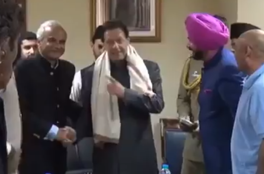 PM Imran Khan surrounded by well wishers today; an iconic moment as he meets the comrades and competition he played with in his cricketing days and who have never had any doubts in his ability to lead & make teams work together. #PrimeMinisterIK