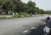 Imran Khan doing exactly what he assured the nation of, No big protocols, just basic security, as he visited Foreign Office today.