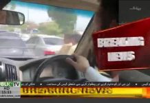 ان سے ملئیے یہ ہیں خیبرپختونخوا کے نامزد وزیرِ اعلٰی محمود خان جو کہ سوات کی سڑکوں پہ بلا خوف و خطر بغیر پروٹوکول کے گھوم رہے ہیں.