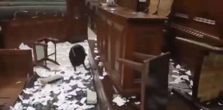 یہ کسی کباڑیے کی دکان کا منظر نہیں یہ ہے پنجاب اسمبلی...