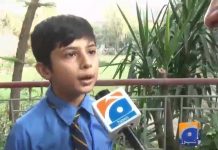 پشاور کے ایک سرکاری ٹیچر اویس کا منفرد اور دلچسپ انداز۔ سکول کے بچوں کو تعلیم کے ساتھ ساتھ پیار سے اچھی تربیت دینے لگے۔ صبح بچوں کی آمد پر استقبال کرتے ہیں اور سکول میں خوب خوش اخلاق کے ساتھ پیش آتے ہیں۔ ویڈیو دیکھیے۔

مشیر تعلیم خیبرپختونخوا ضیاء اللہ بنگش نے ٹیچر اویس کو خراج تحسین پیش کیا اور صوبے کے دیگر اساتذہ کو بھی مذکورہ ٹیچر کی تقلید کرنے کا مشورہ۔
(27.10.18)
 #KPEducation