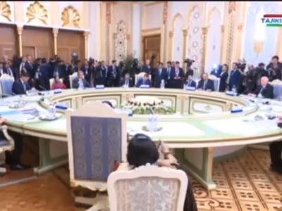 وزیرخارجہ شاہ محمود قریشی کا تاجکستان کے دارلحکومت دوشمبے میں شنگھائی تعاون تنظیم کے اجلاس میں شرکت