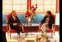 Prime Minister Imran Khan today received National Defence Minister of Turkey General (R) Hulusi Akar at Prime Minister’s Office.
 
Prime Minister said that Pakistan was keen to further strengthen its cooperation with Turkey in all areas of mutual interest including trade and defence cooperation.

General (R) Hulusi Akar said that the Turkish leadership looks forward to the visit of Prime Minister to Turkey which would help further strengthening of the existing ties between the two countries. 

General (R) Hulusi Akar also expressed Turkey’s deep appreciation of Pakistan’s efforts and sacrifices made in the war against terrorism.