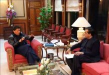 Advisor to PM on Climate Change Mr. Amin Aslam calls on Prime Minister Imran Khan at PM Office