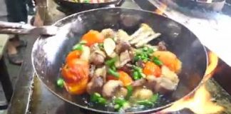 The Food Ranger tries local street frood in Peshawar where local owner is a big fan of Prime Minister Imran Khan (27.04.18)\n#KPKUpdates #KPTourism #KPCulture #Pakistan 🇵🇰\n\nWatch full show :\nhttps://www.youtube.com/watch?v=NQDom2gxiVc\n\nWatch all the latest episodes of Famous Travel Food Blogger The Food Ranger Trevor James  The Food Ranger series of his recent visit to Khyber Pakhtunkhwa and Pakistan This time he is in Peshawar Khyber Pakhtunkhwa\n\nTry Golden Pulao, Tikka Kabab and other dishes visit Khyber Pakhtunkhwa and visit Pakistan 🇵🇰